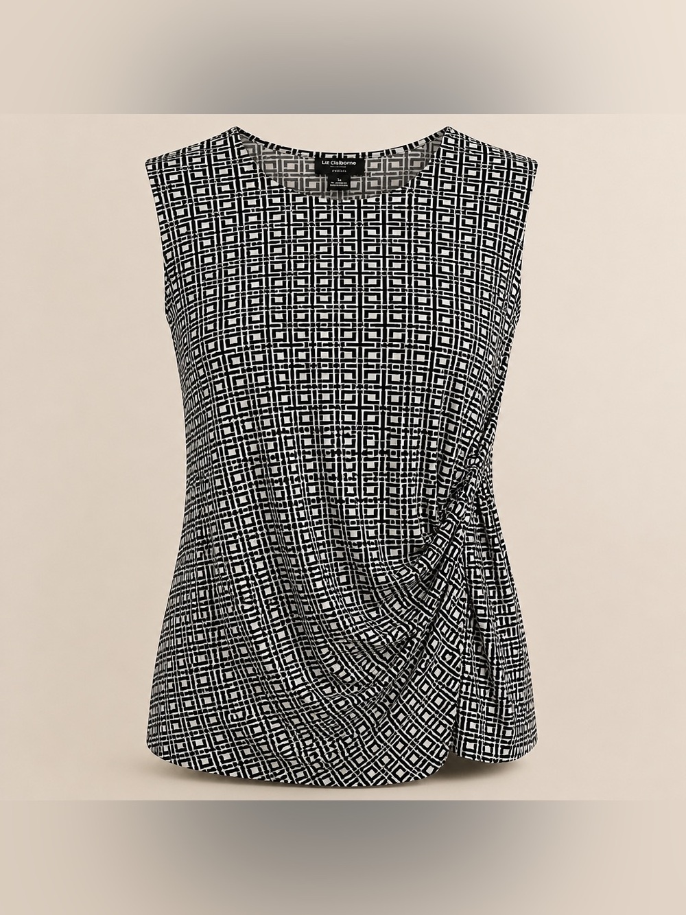 Liz Claiborne Woman 2x sleeveless geometric shell top Polyester Spandex Blend